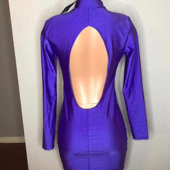 Open Back Dress - Picture 4 of 6